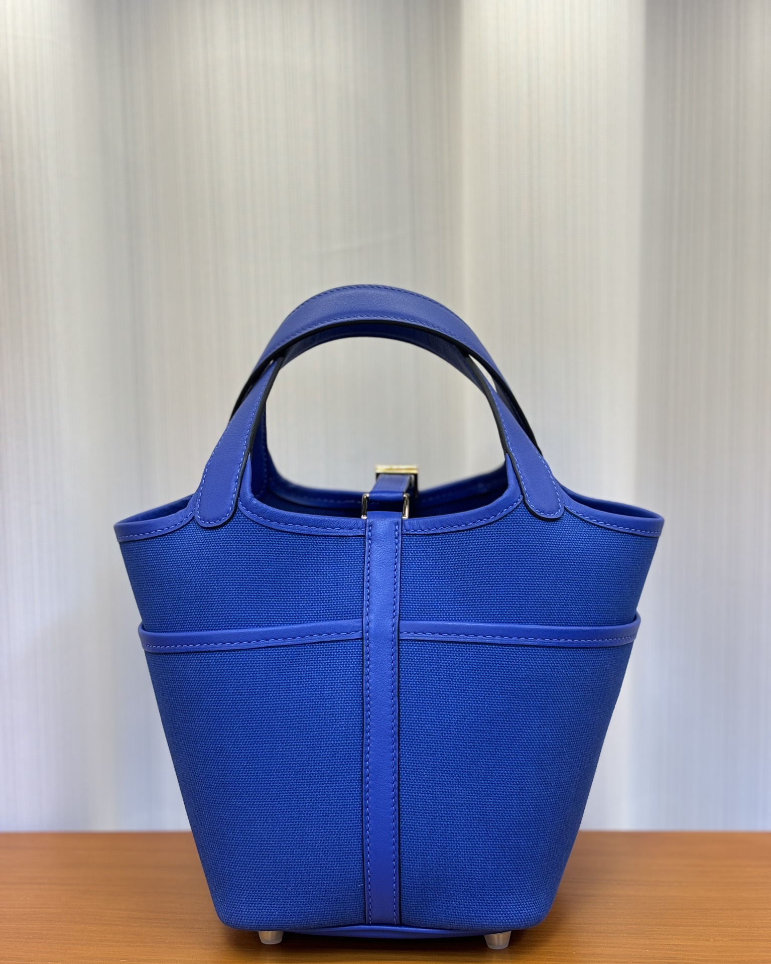 Hermes Picotin Lock 18 Pocket Bag In Blue